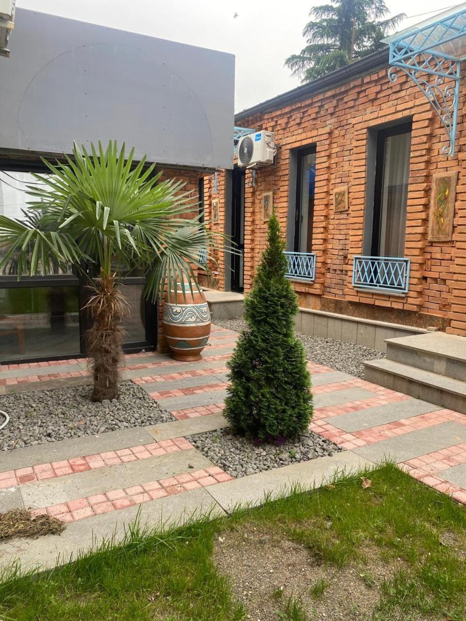 Hotel Varla Kutaisi Zewnętrze zdjęcie