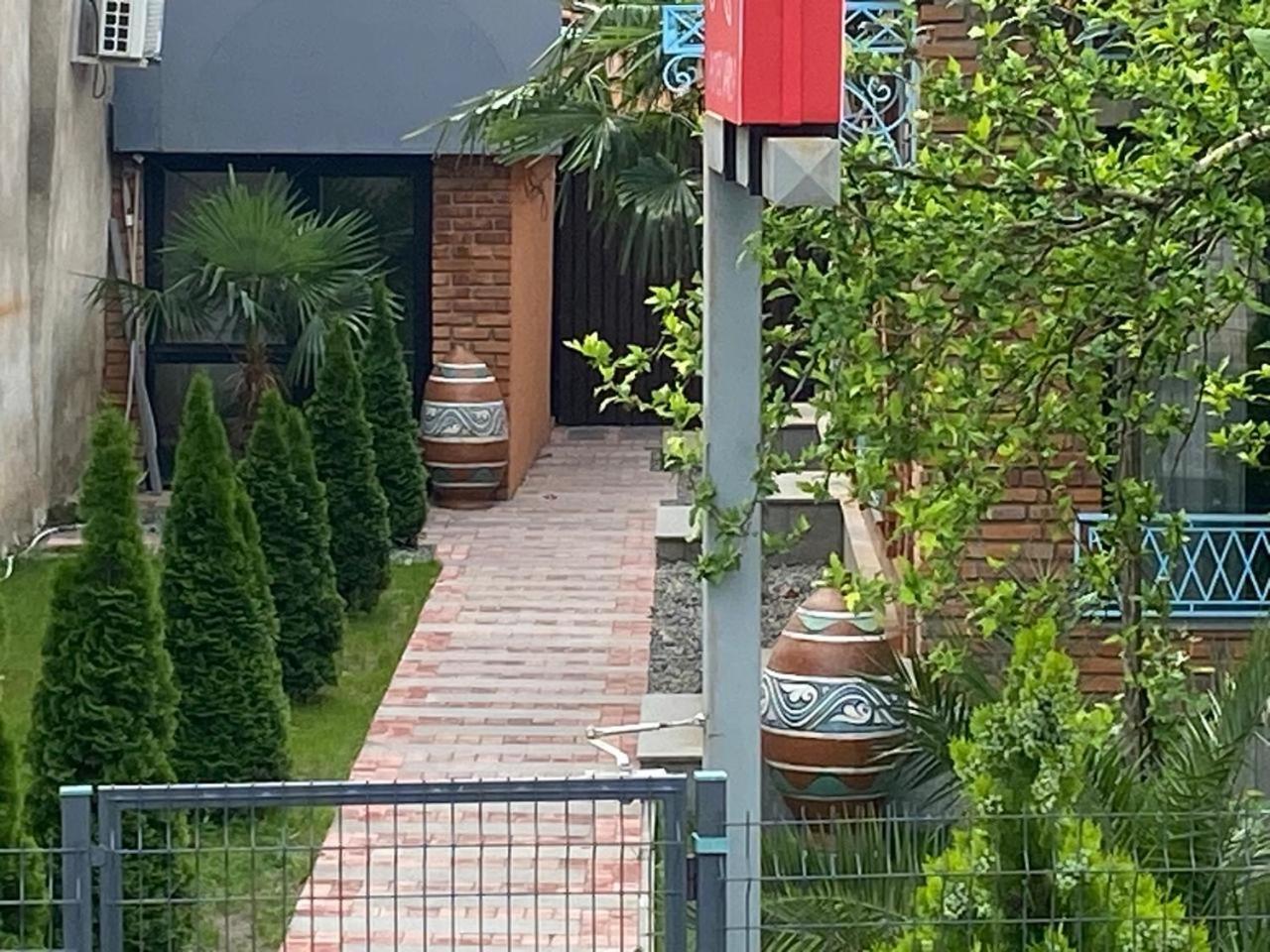 Hotel Varla Kutaisi Zewnętrze zdjęcie