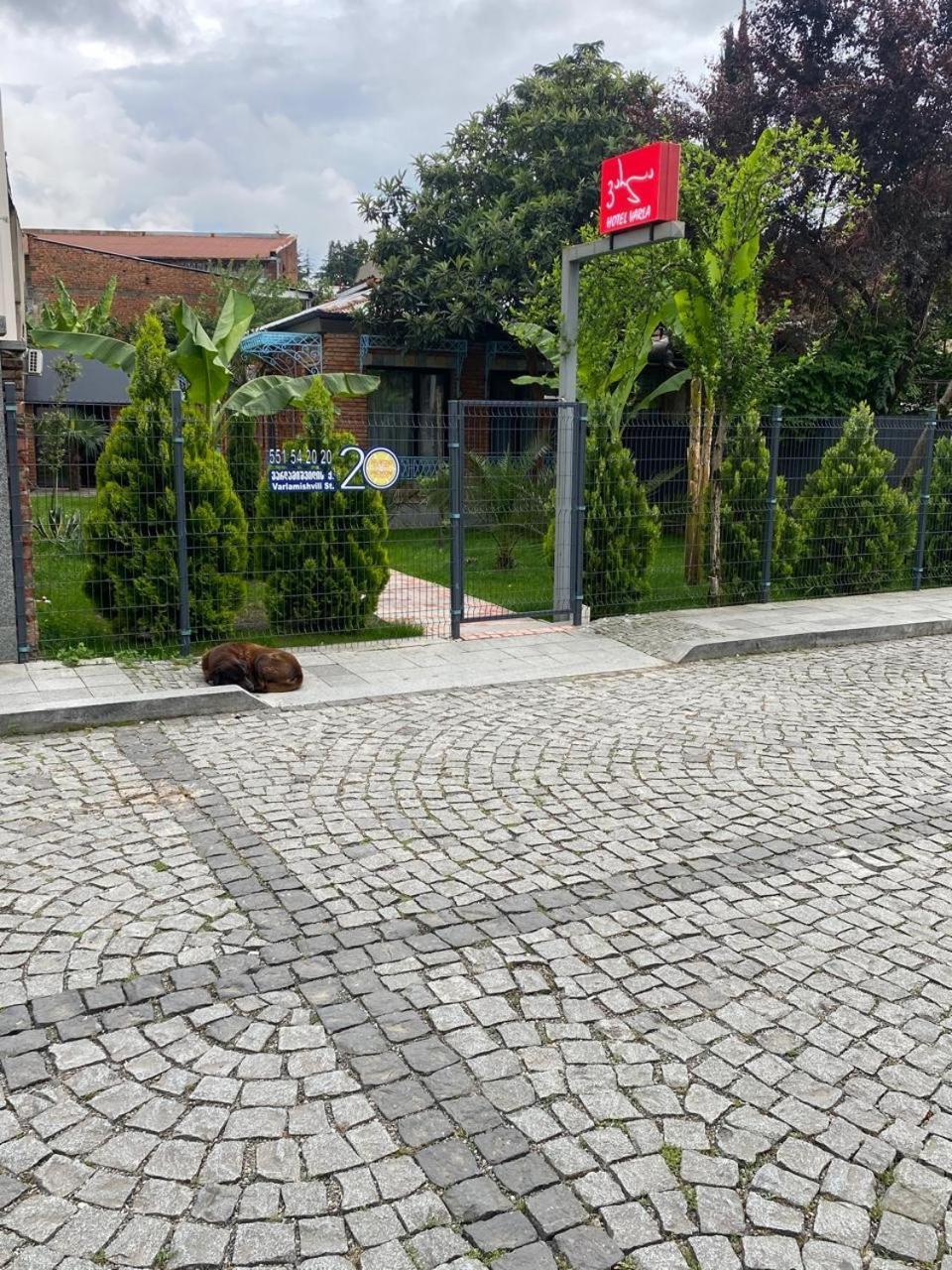 Hotel Varla Kutaisi Zewnętrze zdjęcie